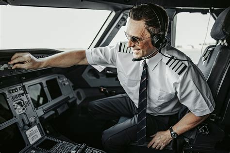 How to become an Airline Captain in Bit.